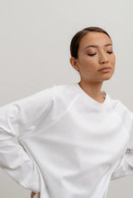 Afbeelding in Gallery-weergave laden, Ahlvar Gallery Thelma LS Tee 9632 (Color Options)