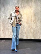 Afbeelding in Gallery-weergave laden, Denham Jane FMMNW OCS Mid Blue 02-23-02-11-047