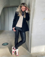 Afbeelding in Gallery-weergave laden, Est'Chino High leather pant - multi colour