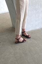 Afbeelding in Gallery-weergave laden, Anonymous Copenhagen Niabi Calf Suede Print Leopard