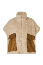 Afbeelding in Gallery-weergave laden, Rabens Saloner Tamy Curly Fur Vest Natural W2342017
