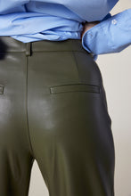 Afbeelding in Gallery-weergave laden, Femmes Du Sud Benedicte 2 Trouser Army
