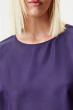 Afbeelding in Gallery-weergave laden, Drykorn Nialini Pullover Purple 130066 8202
