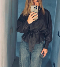 Afbeelding in Gallery-weergave laden, Co'couture 500322 GittCC Funnel Neck Blouse 65001 Black
