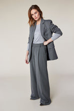 Afbeelding in Gallery-weergave laden, Femmes Du Sud Demi Stripe Trouser Gray
