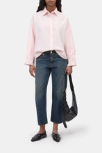 Afbeelding in Gallery-weergave laden, Closed C94900-25C-22 Overlay detail shirt 862 Rosewater pink
