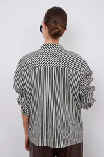 Afbeelding in Gallery-weergave laden, Bad Habits SHIRT SANDRA Black
