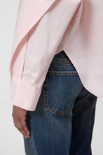 Afbeelding in Gallery-weergave laden, Closed C94900-25C-22 Overlay detail shirt 862 Rosewater pink
