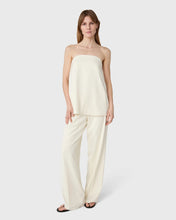 Afbeelding in Gallery-weergave laden, Marville Road The Ingrid Crepe Trousers Creme
