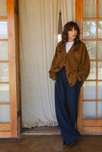 Afbeelding in Gallery-weergave laden, Âme Antwerp OLYMPIA V NECK KNITTED CARDIGAN SWEATER -  more color options
