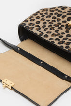 Afbeelding in Gallery-weergave laden, Closed Bag One S  Urban Beige C90424-89Z-22
