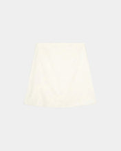 Afbeelding in Gallery-weergave laden, Marville Road The Tove Satin Top Creme
