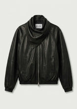 Afbeelding in Gallery-weergave laden, Herskind YVETTE LEATHER BOMBER JACKET Black 600 2240
