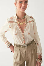 Afbeelding in Gallery-weergave laden, Maison Hotel Rombo Compass Rose Blouse More Colours  62063090
