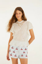 Afbeelding in Gallery-weergave laden, Farm Rio 348794 L0025 OFF-WHITE BLOUSE WITH APPLIQUES
