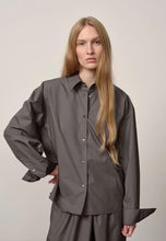 Afbeelding in Gallery-weergave laden, Herskind CATINA SHIRT Mink Grey 6046202
