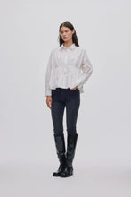 Afbeelding in Gallery-weergave laden, Rabens Saloner POPLIN PUFFED HEM SHIRT Sophie I White
