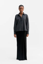 Afbeelding in Gallery-weergave laden, Ahlvar Gallery Gigi oxford shirt, dark grey 9918-08
