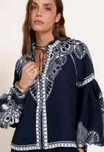 Afbeelding in Gallery-weergave laden, Scarlett Poppies SABRINA TOP Onyx Black / Vanilla
