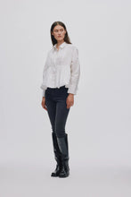 Afbeelding in Gallery-weergave laden, Rabens Saloner POPLIN PUFFED HEM SHIRT Sophie I White
