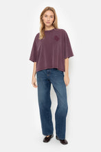 Afbeelding in Gallery-weergave laden, ÂME Antwerp Eloise-A Boxy T-Shirt | Vintage Plum
