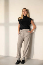 Afbeelding in Gallery-weergave laden, Ruby Tuesday Chadi Womens Pants T507-1671 Taupe Melange
