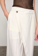 Afbeelding in Gallery-weergave laden, Herskind Alina Midt Waist Pants More Colors
