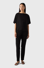 Afbeelding in Gallery-weergave laden, MARVILLE ROAD THE MOCKINGBIRD TROUSERS Soft Stretch Crêpe BLACK
