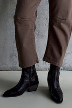 Afbeelding in Gallery-weergave laden, Femmes du Sud Boots Joel Croco Brown
