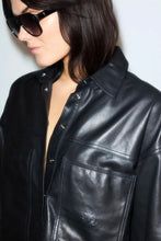 Afbeelding in Gallery-weergave laden, Raiine ARIA LEATHER SHIRT Black
