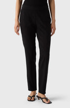 Afbeelding in Gallery-weergave laden, MARVILLE ROAD THE MOCKINGBIRD TROUSERS Soft Stretch Crêpe BLACK
