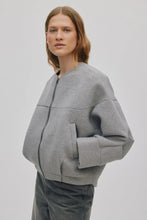 Afbeelding in Gallery-weergave laden, Rabens Saloner VARSITY JACKET - GLOD W26208211
