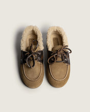 Afbeelding in Gallery-weergave laden, Posa Boat Loafer Brushed Fur - Suede/ Leather | PW250 Tabacco	215
