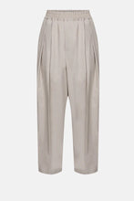 Afbeelding in Gallery-weergave laden, Âme Antwerp Kick Linen Pleated Pants | IVORY
