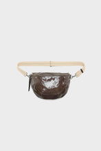 Afbeelding in Gallery-weergave laden, Bellerose M1020 SOUPLY SLING BAG Dust / Iron
