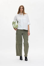 Afbeelding in Gallery-weergave laden, Rabens Saloner CANVAS CARGO PANTS - FREMA W26420102  Washed sage
