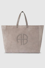 Afbeelding in Gallery-weergave laden, Anine Bing XL Rio Tote Taupe Suède A-13-3138-230
