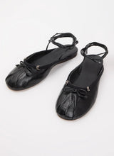 Afbeelding in Gallery-weergave laden, Posa Vita Ballerina Mule Black
