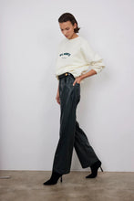 Afbeelding in Gallery-weergave laden, Bad Habits SWEATSHIRT MORITZ ECRU
