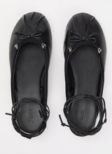 Afbeelding in Gallery-weergave laden, Posa Vita Ballerina Mule Black
