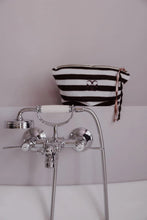 Afbeelding in Gallery-weergave laden, Coucou Lola Toilet Bag
