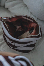 Afbeelding in Gallery-weergave laden, Coucou Lola Toilet Bag

