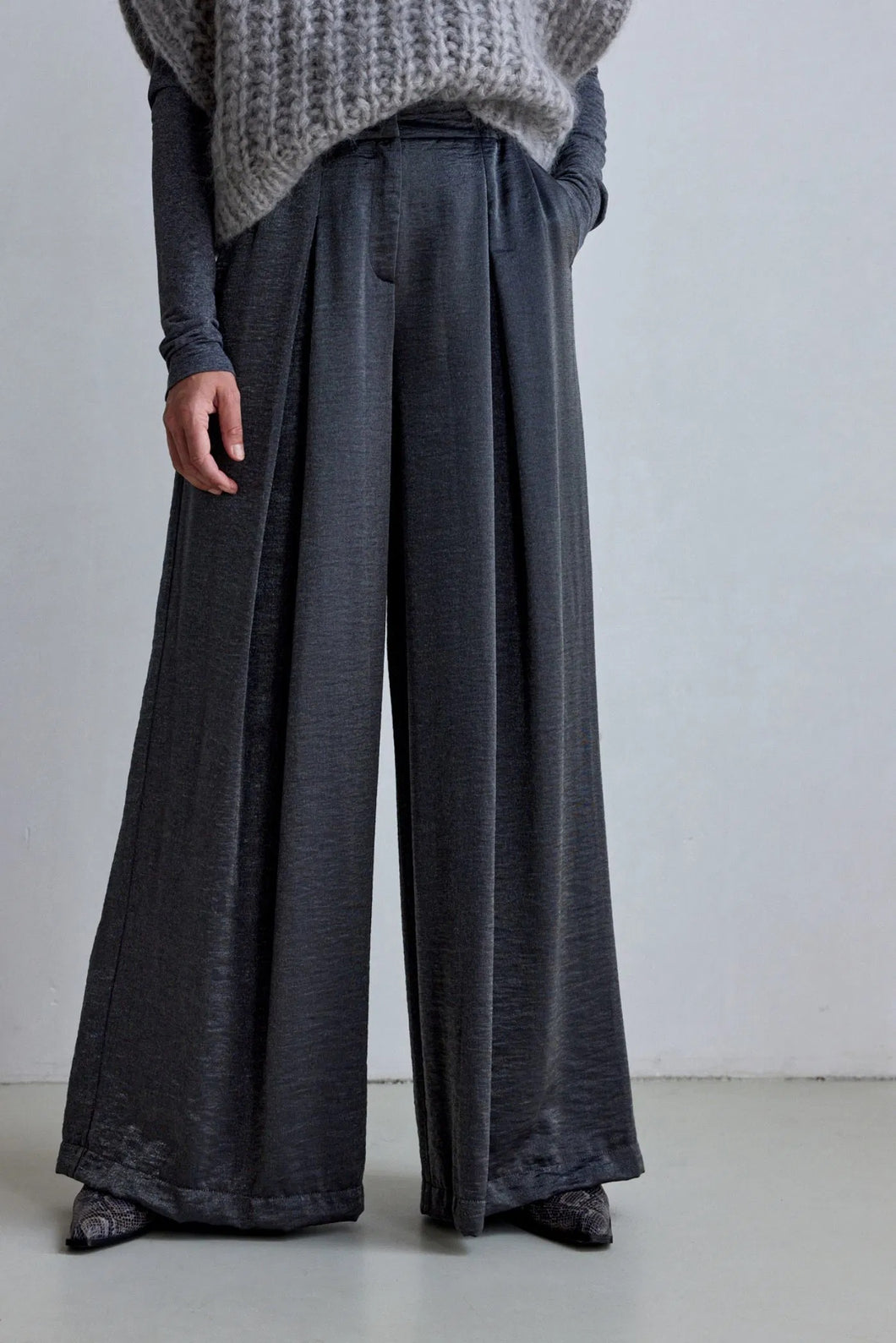 Femmes du Sud Odila Satin | PT-0030 - more color options