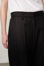 Afbeelding in Gallery-weergave laden, Herskind Powel Wool Low Waist Pants - Black Pinstripe
