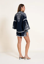Afbeelding in Gallery-weergave laden, Scarlett Poppies SABRINA TOP Onyx Black / Vanilla
