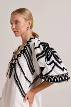 Afbeelding in Gallery-weergave laden, Scarlett Poppies HILDELINA DRESS Antique White
