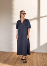 Afbeelding in Gallery-weergave laden, Ruby Tuesday T503-1854 Ibae Balloon Dress Parisian Night
