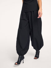 Afbeelding in Gallery-weergave laden, Co&#39;couture AcasiaCC Balloon Pant 4122 Black 96
