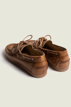 Afbeelding in Gallery-weergave laden, Posa Brushed boat loafer Brown
