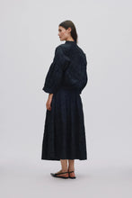 Afbeelding in Gallery-weergave laden, Rabens Saloner CLIPPED JACQUARD SHIRT JACKET Candie I Pirate black
